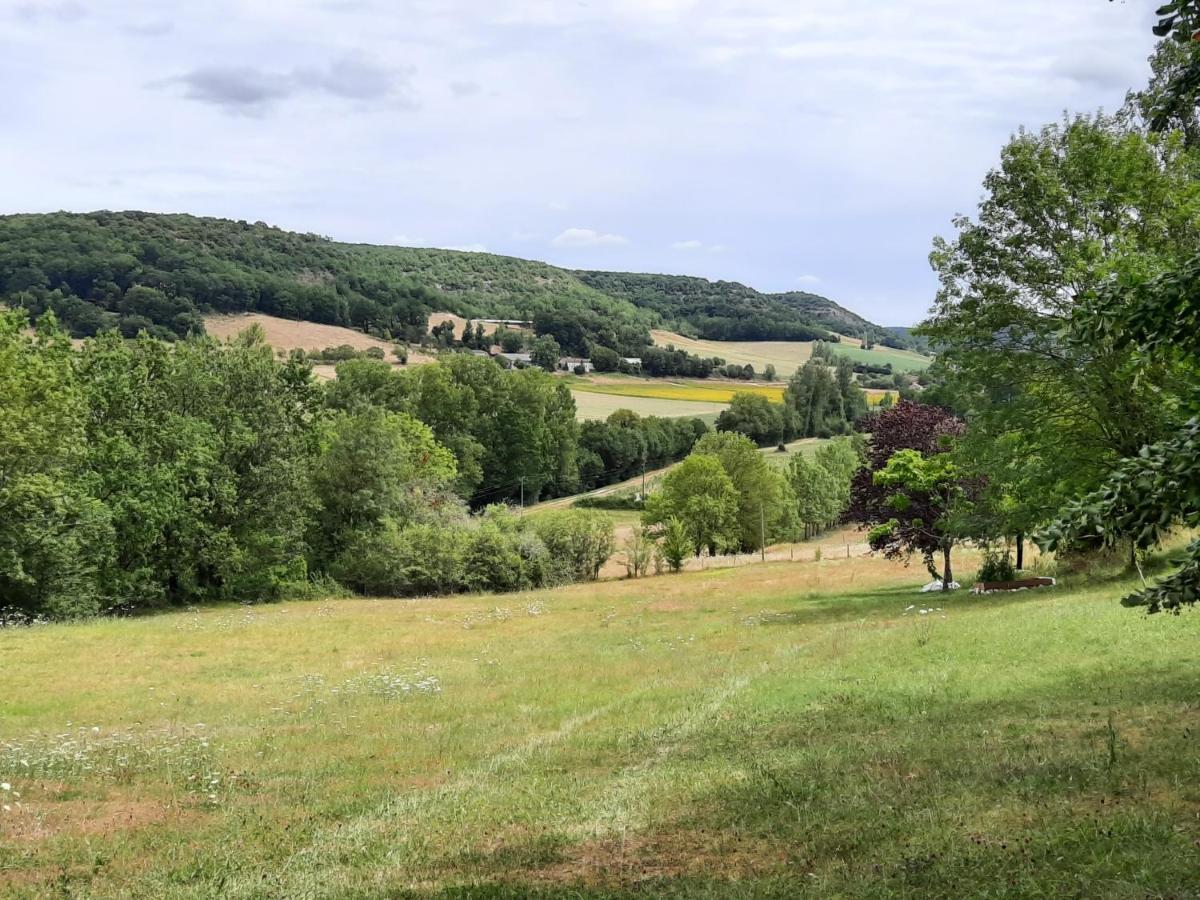 ホテル Manoir Le Moulinal47 - Vue Panoramique Courbiac エクステリア 写真