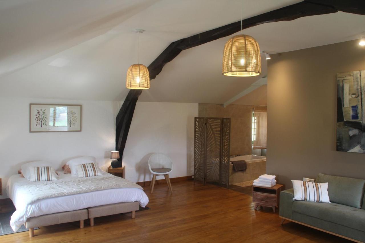 ホテル Manoir Le Moulinal47 - Vue Panoramique Courbiac エクステリア 写真