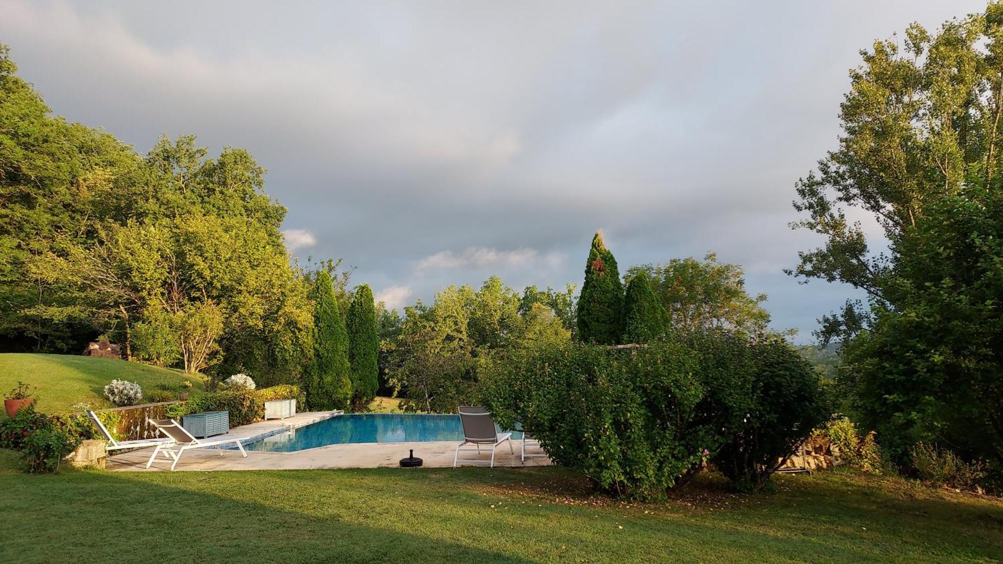 ホテル Manoir Le Moulinal47 - Vue Panoramique Courbiac エクステリア 写真