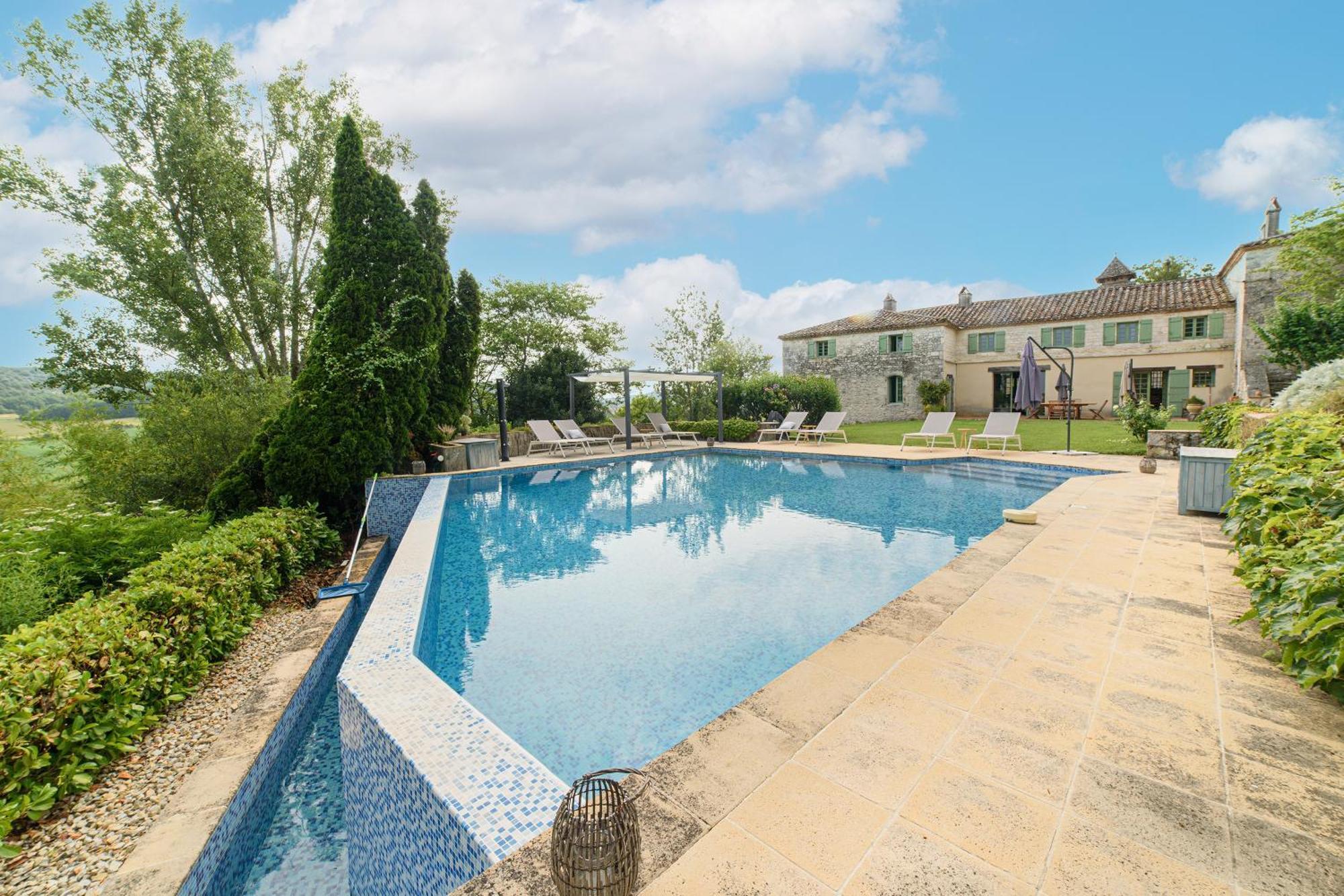 ホテル Manoir Le Moulinal47 - Vue Panoramique Courbiac エクステリア 写真