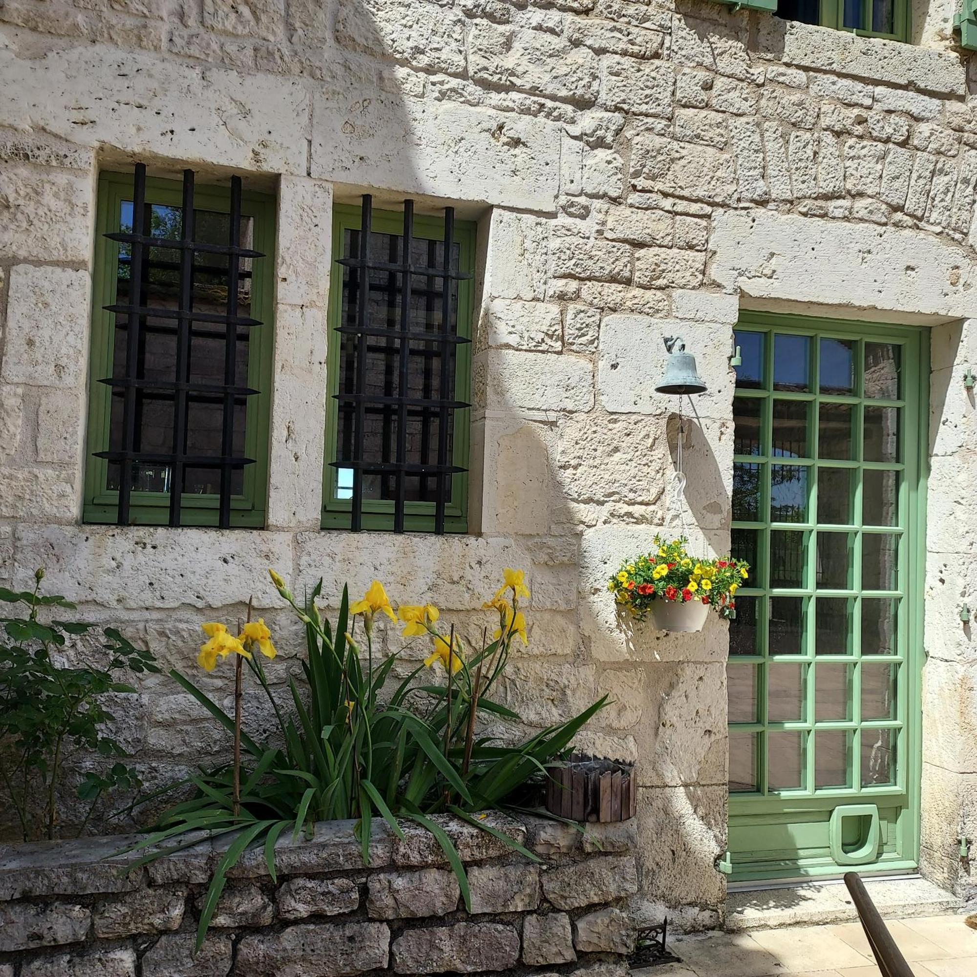 ホテル Manoir Le Moulinal47 - Vue Panoramique Courbiac エクステリア 写真